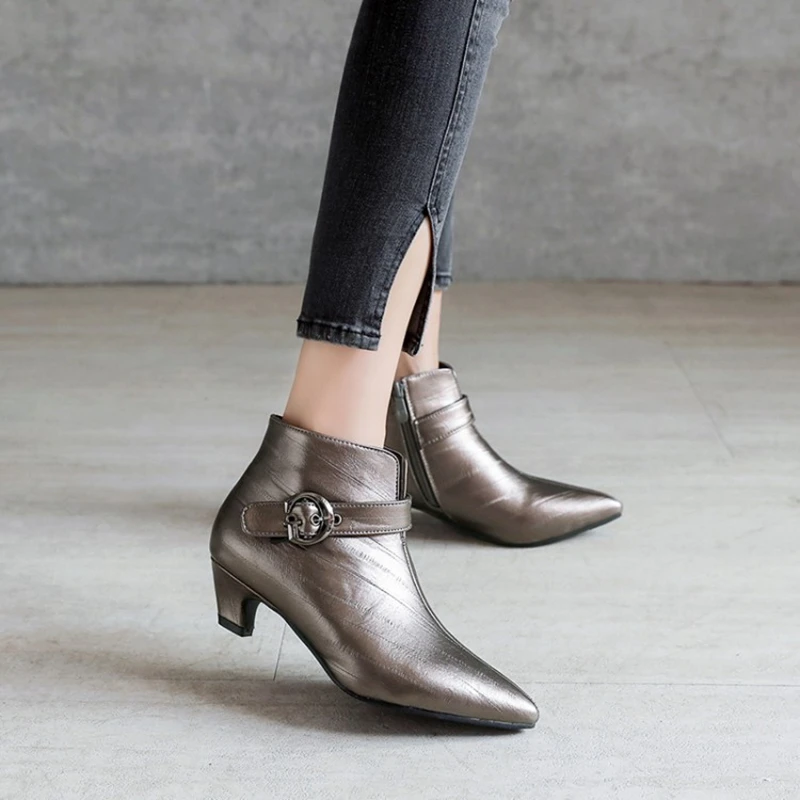 Mulheres botas de 2020 Moda Outono Inverno Botas de Senhoras botas Ankle Boot zíper alta calcanhar Sapatos Confortáveis plus size 32-46 18-84 Imagem 4