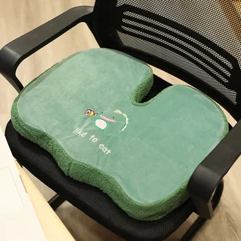 Cartoon de espuma de memória belas nádegas almofada aluno office almofada do assento de inverno de pelúcia espessamento assento de carro almofada almofada 1