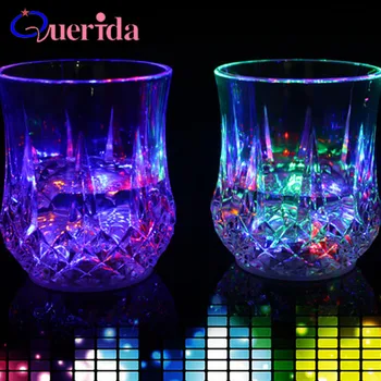 Criativo Novidade LED Colorido Brilhante de Vidro Xícara de Chá da Flor de Vidro, Copos de Cerveja, Caneca de Abacaxi Forma de Presentes Perfeitos Para o Seu 200ml 1